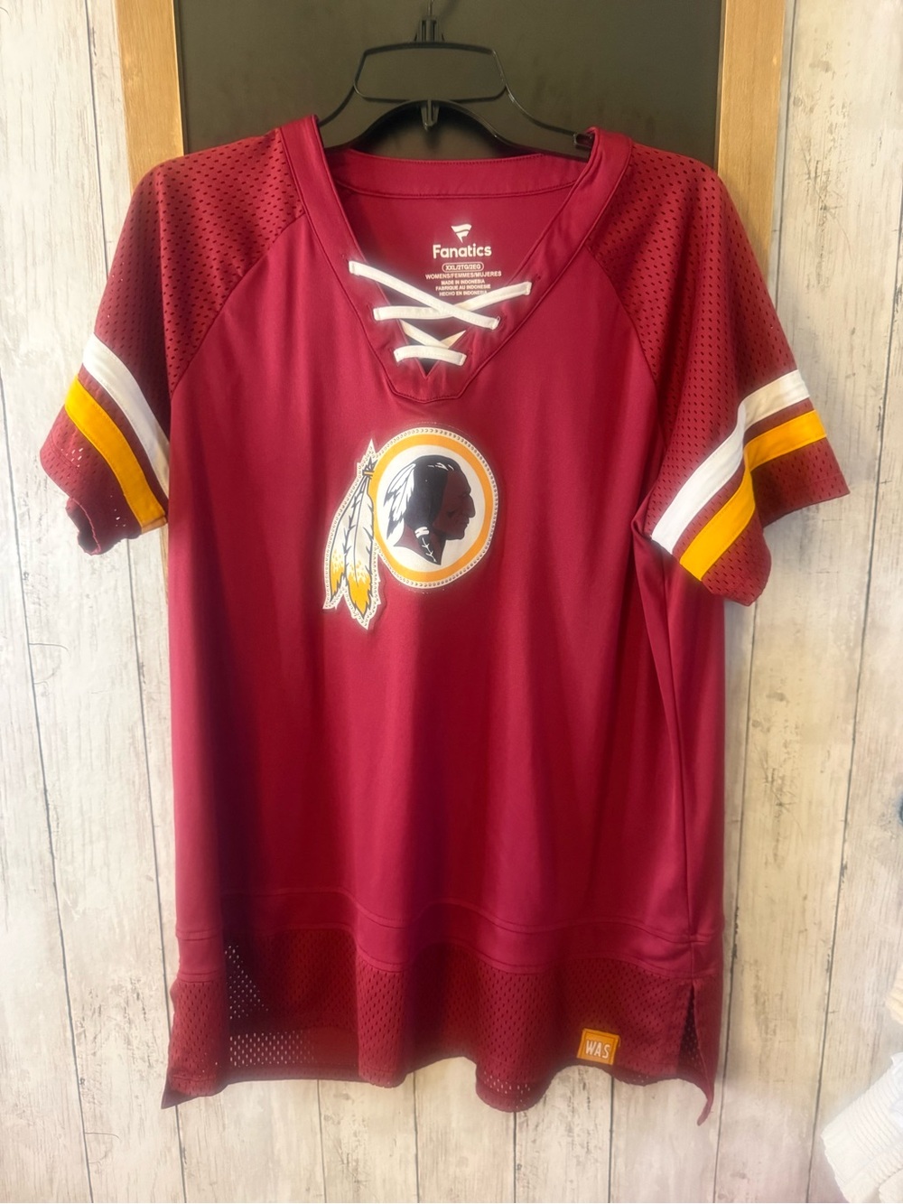 Fanatics Washington Redskins NFL XXL Women’s Lace Up Shirt MSRP $70